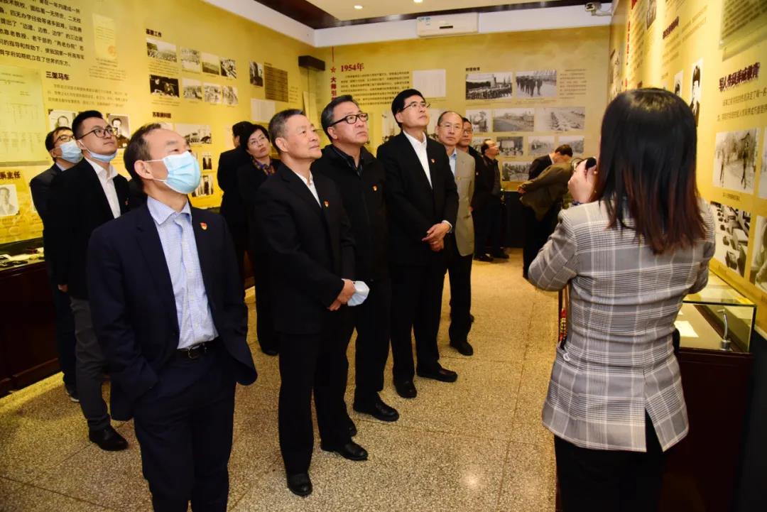 全网担保网(中国游)最具权威唯一维权担保平台