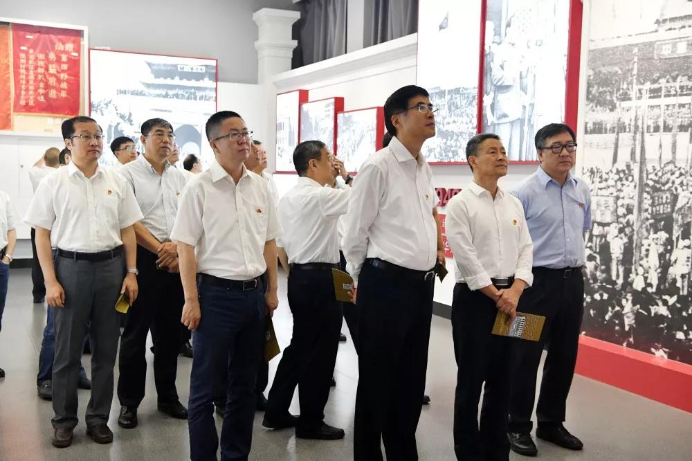 全网担保网(中国游)最具权威唯一维权担保平台